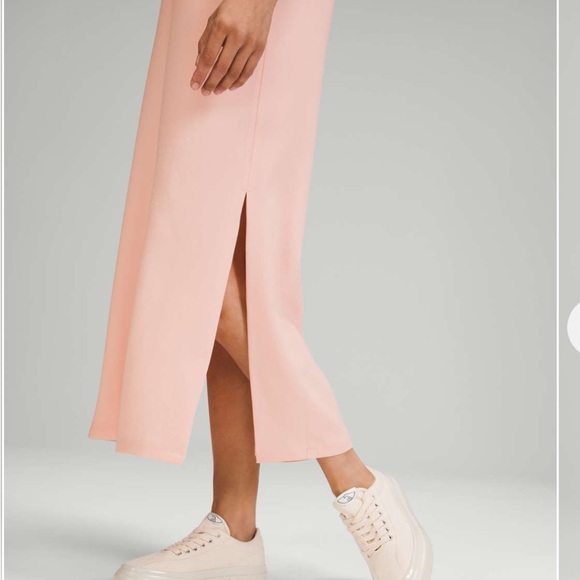 NWT Lululemon V-Neck Midi Dress | Pink Mist | Size 4 - Picture 3 of 11
